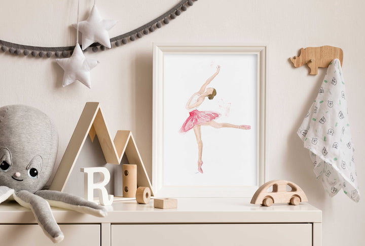 Illustration - Ballerine en arabesque