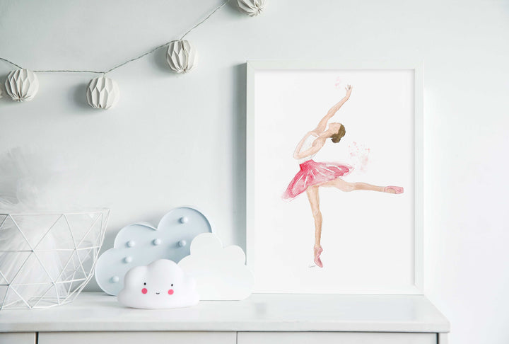 Illustration - Ballerine en arabesque