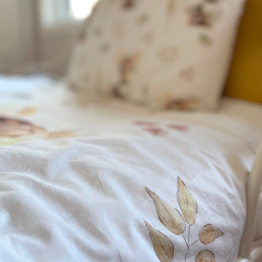 Housse de couette chevreuil, pampas et myosotis - naturel en satin de coton