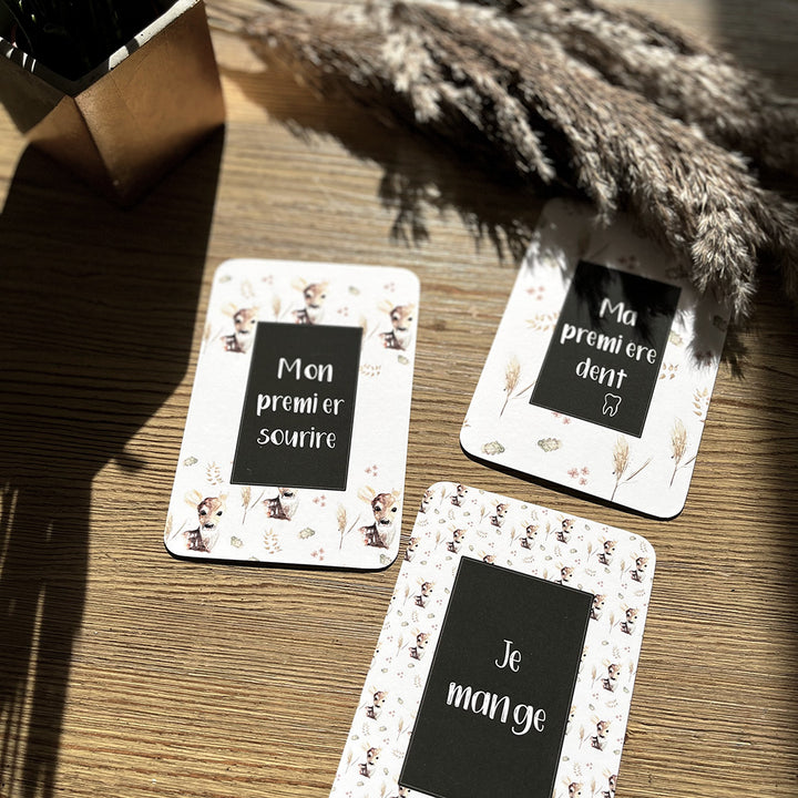 Cartes-étapes · bébé · Faon, pampas et myosotis