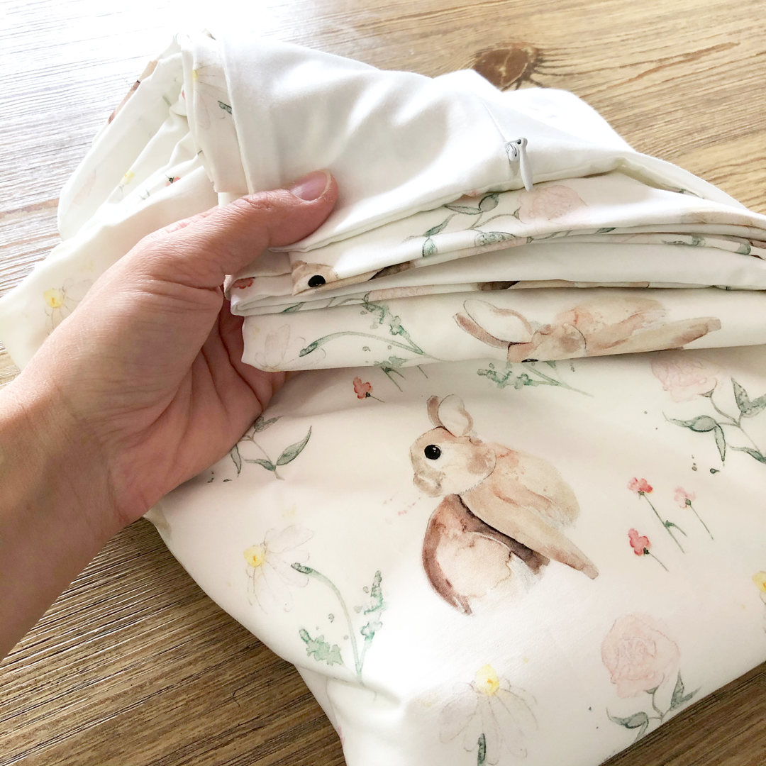 Housse de couette lapine et fleurs - naturel en satin de coton