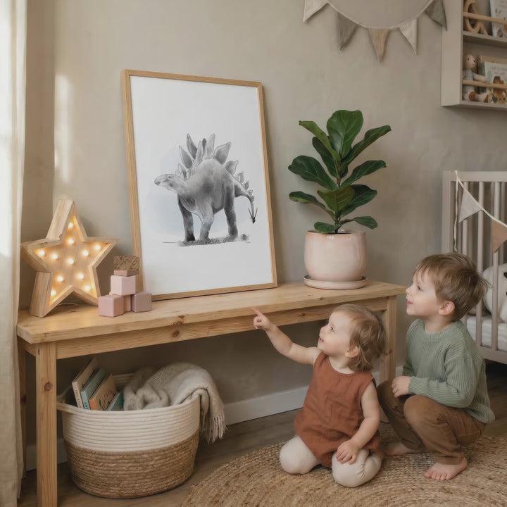 Illustration - Dinosaur - Black and white Stegosaurus